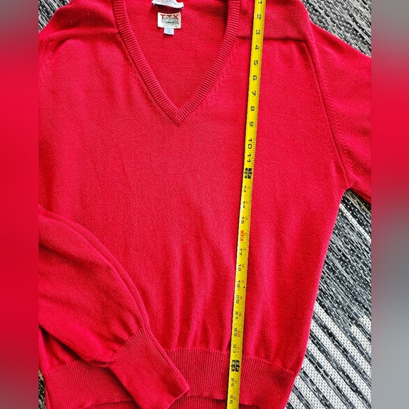 Bullock & Jones Men's Red Sweater (XL) - Picture 6 of 9